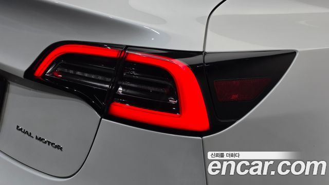 Tesla Model 3 Long Range AWD 2021 — фото 23