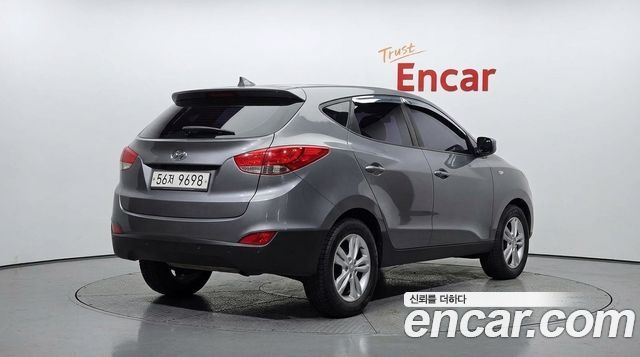 Hyundai Tucson ix Diesel 2WD X20 Luxury 2012 — фото 2