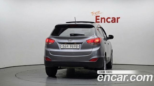 Hyundai Tucson ix Diesel 2WD X20 Luxury 2012 — фото 4