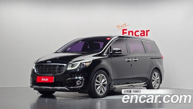Kia Carnival 9-seater Prestige 2018 — фото 1