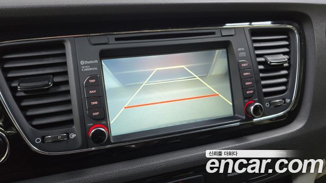 Kia Carnival 9-seater Prestige 2018 — фото 15