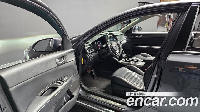 Kia K5 (II) 2.0 Turbo SX GT LINE 2017 — фото 10