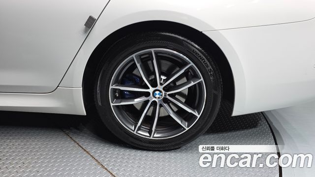 BMW 5 Series (G30) 520i M Sport 2022 — фото 27