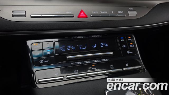 Hyundai Grandeur (IG) 3.0 LPi Rent Car Premium 2020 — фото 17