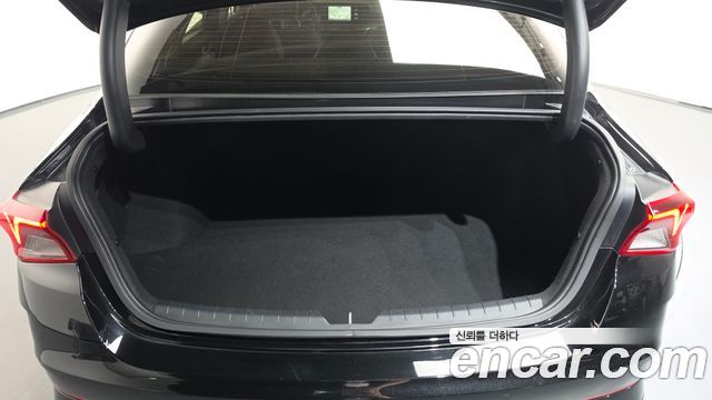 Kia K5 Hybrid (III) Prestige 2023 — фото 15