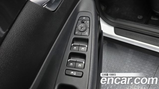 Hyundai Santa Fe Diesel 2.2 2WD Premium Choice 2021 — фото 18