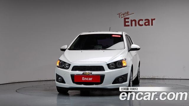 Chevrolet Aveo Hatchback 1.4 Turbo LT hi-deluxe 2016 — фото 3