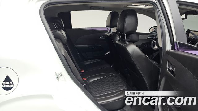 Chevrolet Aveo Hatchback 1.4 Turbo LT hi-deluxe 2016 — фото 12