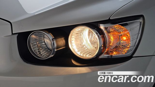 Chevrolet Aveo Hatchback 1.4 Turbo LT hi-deluxe 2016 — фото 22