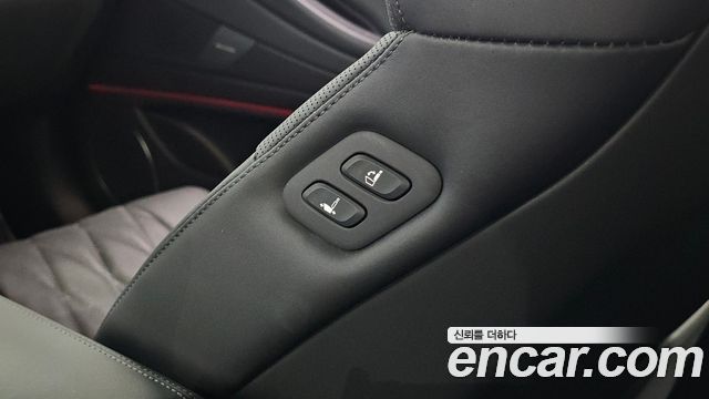 Genesis G80 (RG3) Gasoline 2.5 Turbo AWD 2025 — фото 35