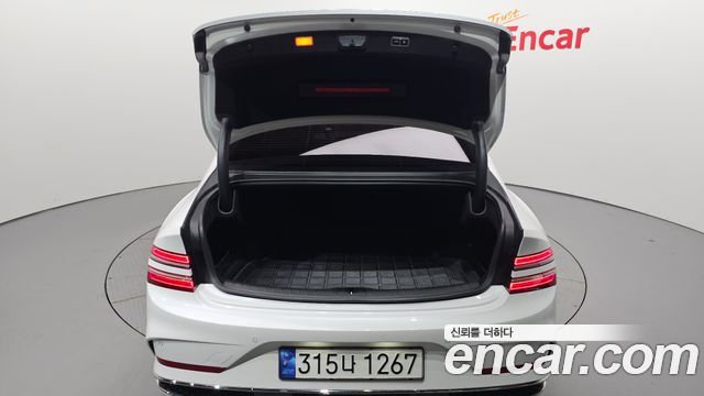 Genesis G80 (RG3) Gasoline 2.5 Turbo AWD 2025 — фото 39