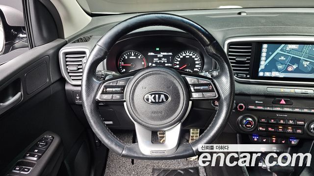 Kia Sportage The Bold Diesel 2.0 2WD Prestige 2021 — фото 13