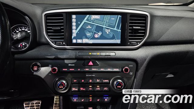 Kia Sportage The Bold Diesel 2.0 2WD Prestige 2021 — фото 14