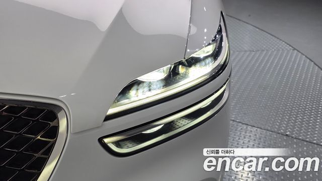 Genesis GV70 2.5T Gasoline AWD 2021 — фото 22