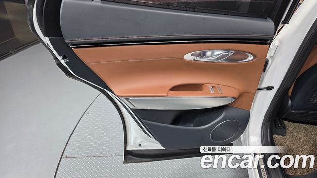 Genesis GV70 2.5T Gasoline AWD 2021 — фото 25