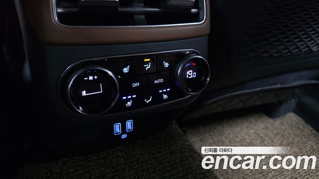 Genesis GV70 2.5T Gasoline AWD 2021 — фото 32