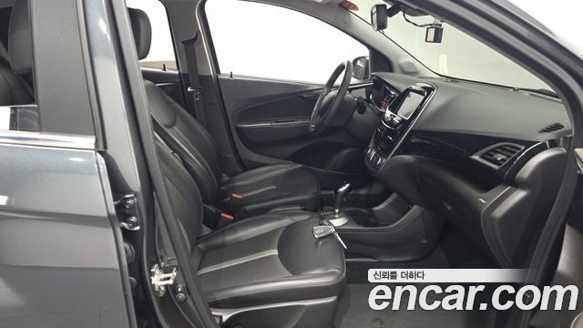 Chevrolet Spark Premier 2019 — фото 11