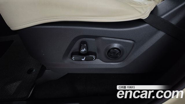 KG Mobility (SsangYong) Rexton Sports Diesel 2.2 4WD Culman Prestige 2024 — фото 31