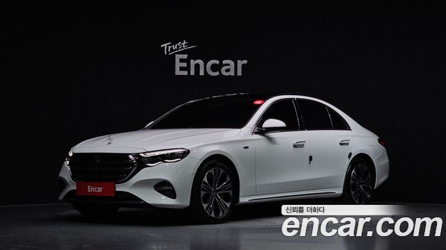 Mercedes-Benz E-Class (W214) E350e 4MATIC 2025 — фото 1