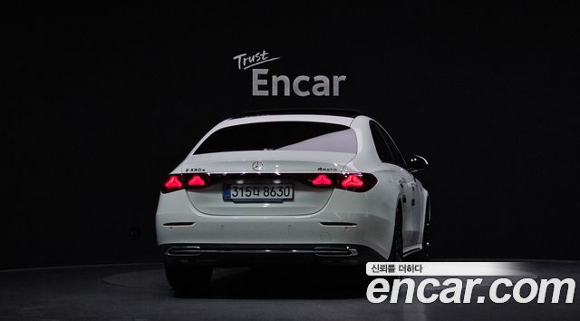 Mercedes-Benz E-Class (W214) E350e 4MATIC 2025 — фото 4