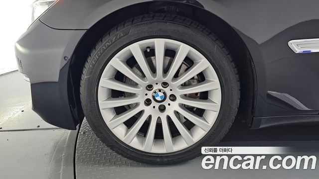 BMW 7 Series (F01) 730d 2013 — фото 5