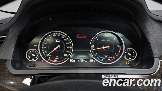 BMW 7 Series (F01) 730d 2013 — фото 8