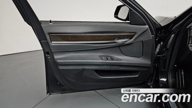 BMW 7 Series (F01) 730d 2013 — фото 24