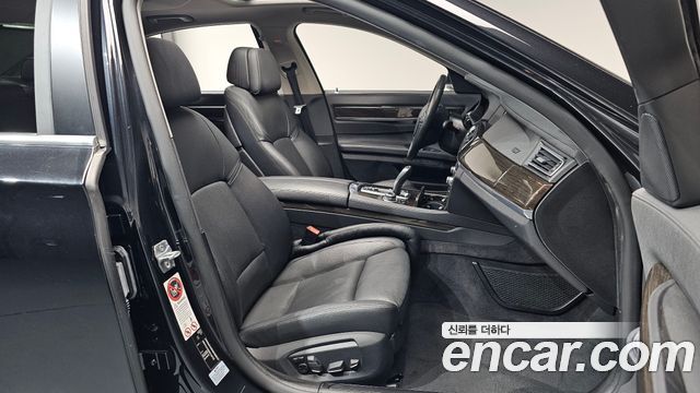 BMW 7 Series (F01) 730d 2013 — фото 26