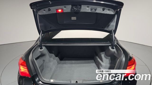 BMW 7 Series (F01) 730d 2013 — фото 34