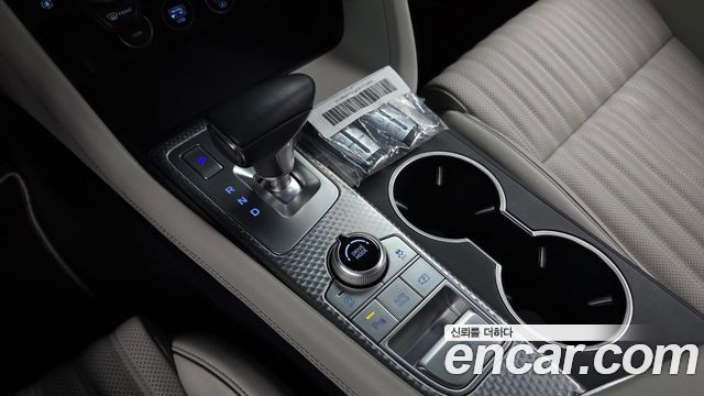 Genesis G70 Gasoline 2.0T 2WD 2022 — фото 9