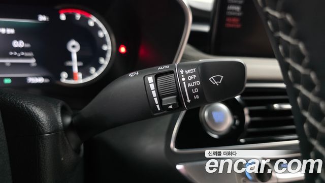 Genesis G70 Gasoline 2.0T 2WD 2022 — фото 18