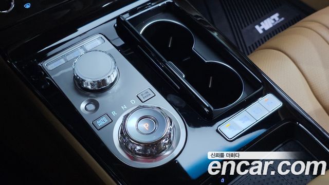 Genesis G80 (RG3) Gasoline 2.5 Turbo AWD 2025 — фото 9