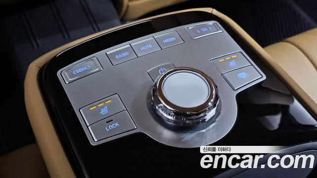 Genesis G80 (RG3) Gasoline 2.5 Turbo AWD 2025 — фото 27