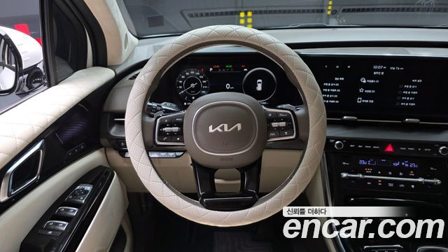 Kia Carnival (IV) Gasoline 9-seater Limousine(Special vehicle) 2022 — фото 13