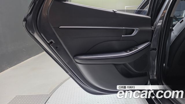 Hyundai Sonata The Edge (DN8) 1.6 Turbo Inspiration 2024 — фото 25