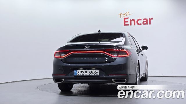 Hyundai Grandeur (IG) 2.2 Diesel Premium 2019 — фото 4