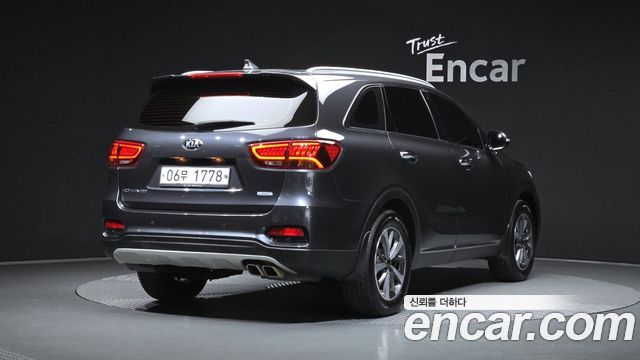 Kia Sorento Diesel 2.0 2WD Noblesse 2019 — фото 2