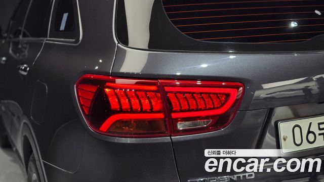 Kia Sorento Diesel 2.0 2WD Noblesse 2019 — фото 23