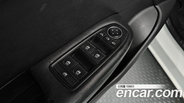 Renault Korea XM3 1.6 GTe LE 2023 — фото 19