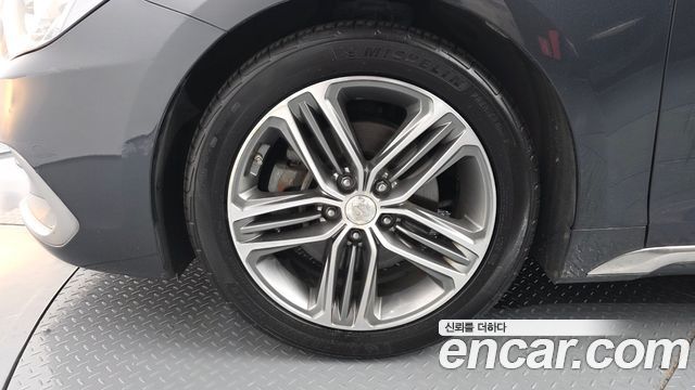 Hyundai Grandeur (IG) 2.4 Premium Special 2018 — фото 5