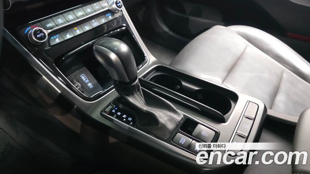 Hyundai Grandeur (IG) 2.4 Premium Special 2018 — фото 9