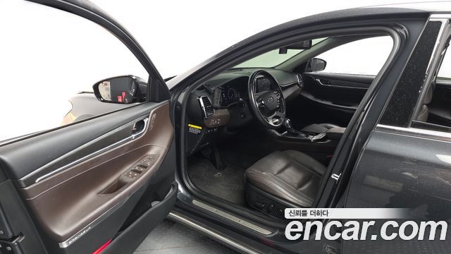 Hyundai Grandeur (IG) 2.4 Premium Special 2018 — фото 10