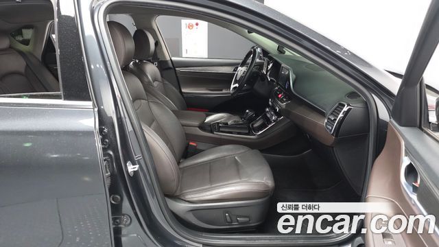 Hyundai Grandeur (IG) 2.4 Premium Special 2018 — фото 11