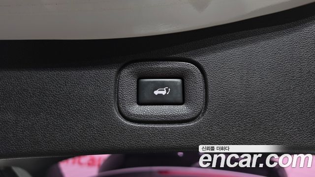Renault Korea QM6 2.0 GDe RE Signature 2WD 2020 — фото 18