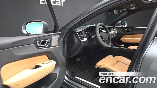 Volvo XC60 (II) T6 Inscription 2020 — фото 10