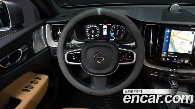 Volvo XC60 (II) T6 Inscription 2020 — фото 13