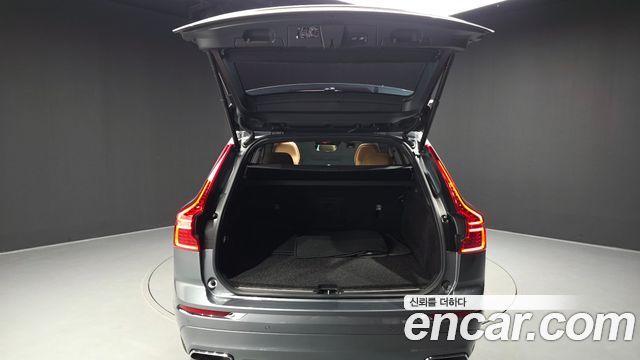 Volvo XC60 (II) T6 Inscription 2020 — фото 20