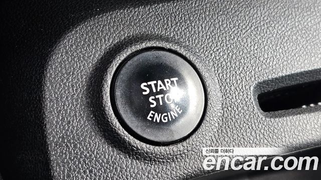 Renault Korea QM3 RE 2018 — фото 19