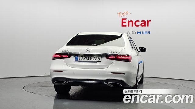 Mercedes-Benz E-Class (W213) E220d 4MATIC AMG Line 2021 — фото 4
