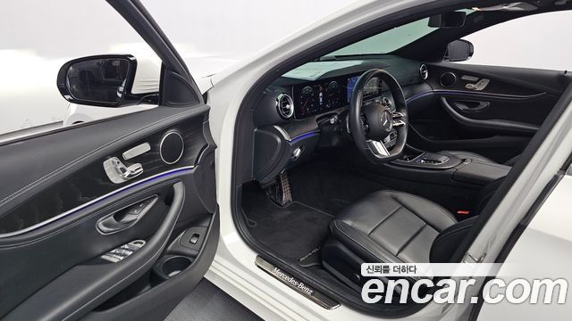 Mercedes-Benz E-Class (W213) E220d 4MATIC AMG Line 2021 — фото 11
